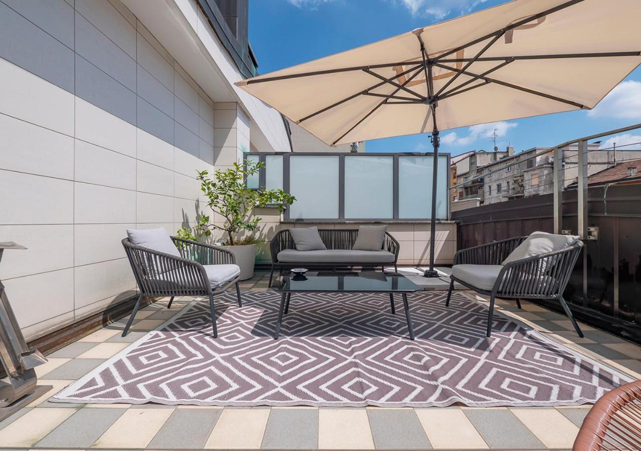 Attico A - 2 Terrazzi E Netflix Apartment Mailand